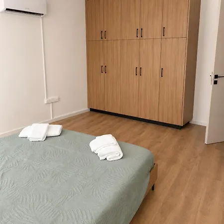 Apartament Anthis Aparments *