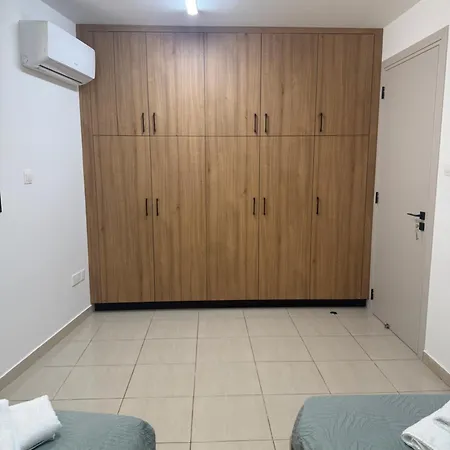 Anthis Aparments Apartman Prodrómi