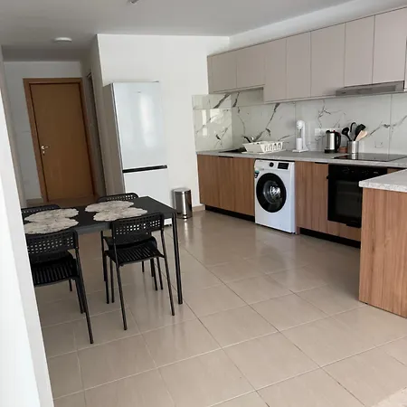 Anthis Aparments Prodromi