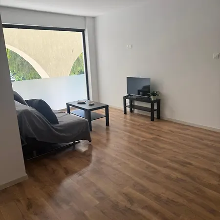 Anthis Aparments